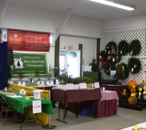 Booth and wreath competition at the fair